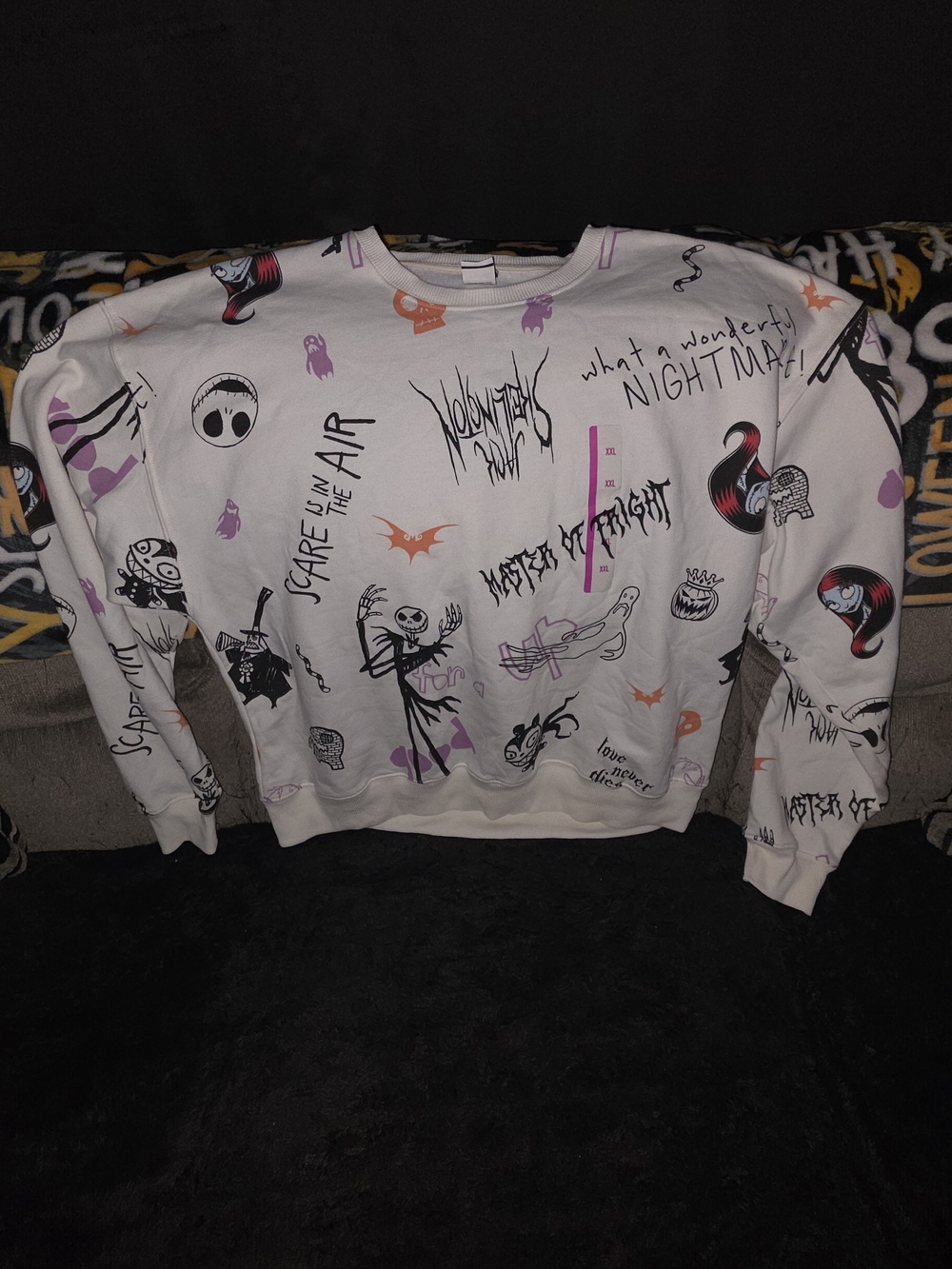 White Graphic Men’s Sweatshirt with Halloween Print